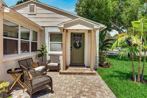 2810 Sanders Drive Tampa FL 33611