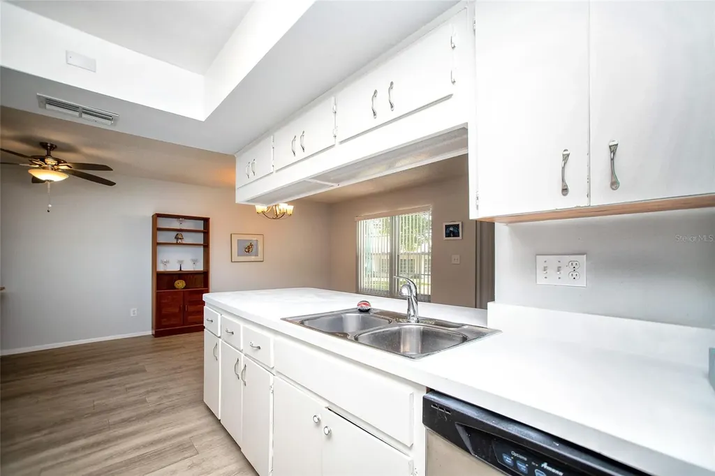 1647 Bentley Court Palm Harbor FL 34684