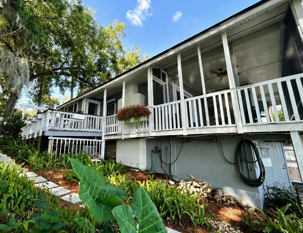 16533 Lowry Road Montverde FL 34756