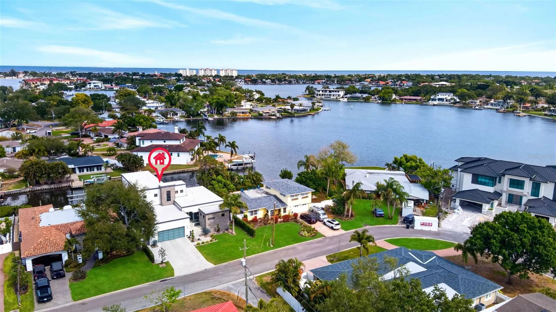 874 Placido Way NE St Petersburg FL 33704