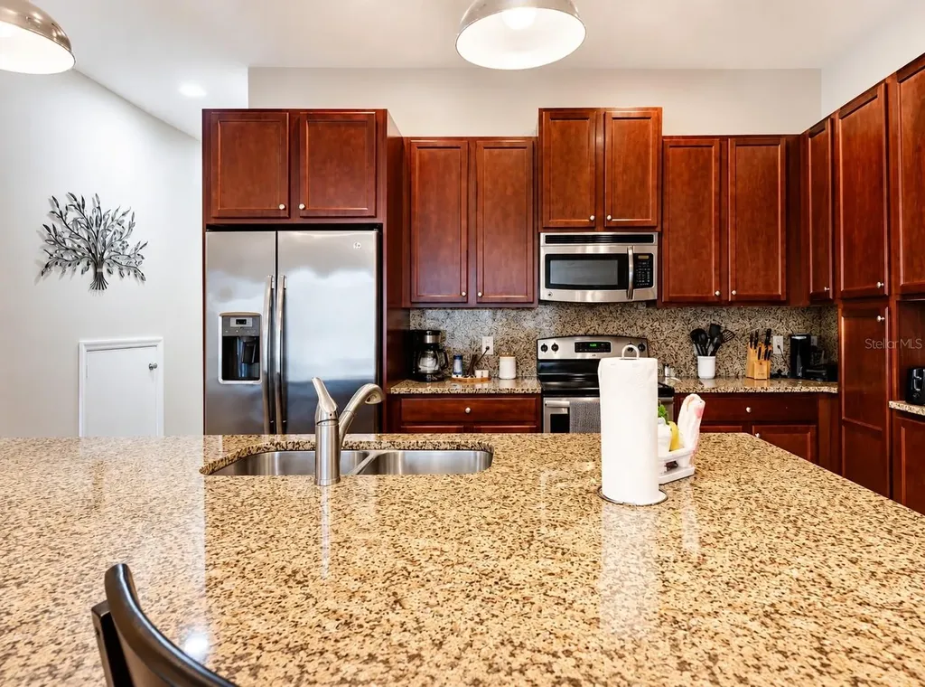 354 Captiva Drive Davenport FL 33896