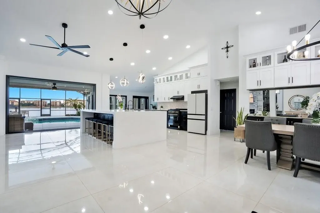 10094 Brandon Circle Orlando FL 32836