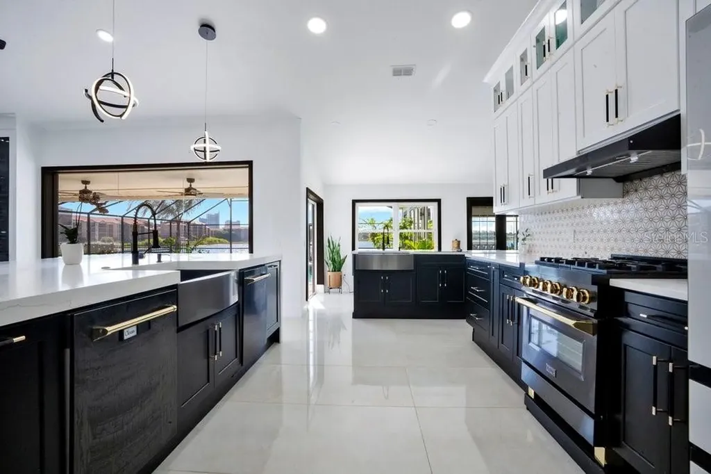 10094 Brandon Circle Orlando FL 32836