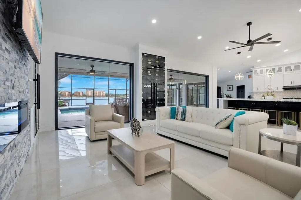 10094 Brandon Circle Orlando FL 32836
