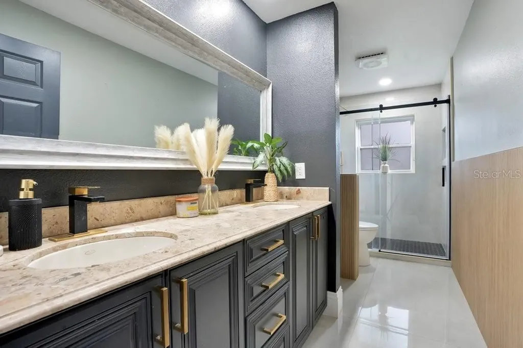 10094 Brandon Circle Orlando FL 32836
