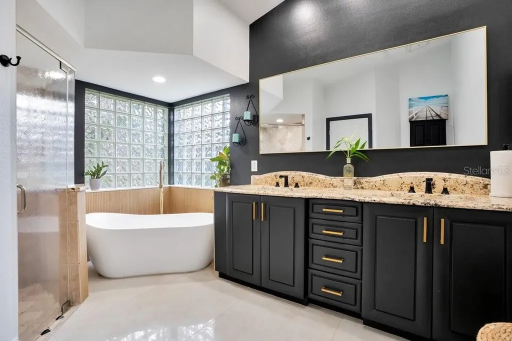10094 Brandon Circle Orlando FL 32836