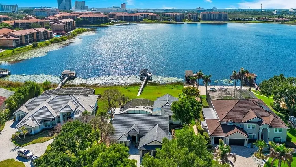 10094 Brandon Circle Orlando FL 32836