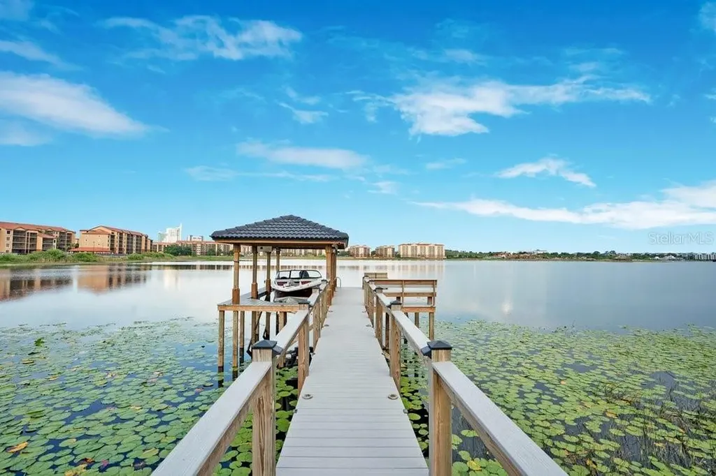 10094 Brandon Circle Orlando FL 32836