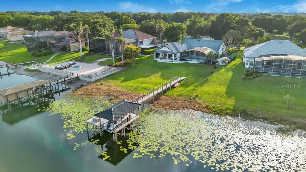 10094 Brandon Circle Orlando FL 32836