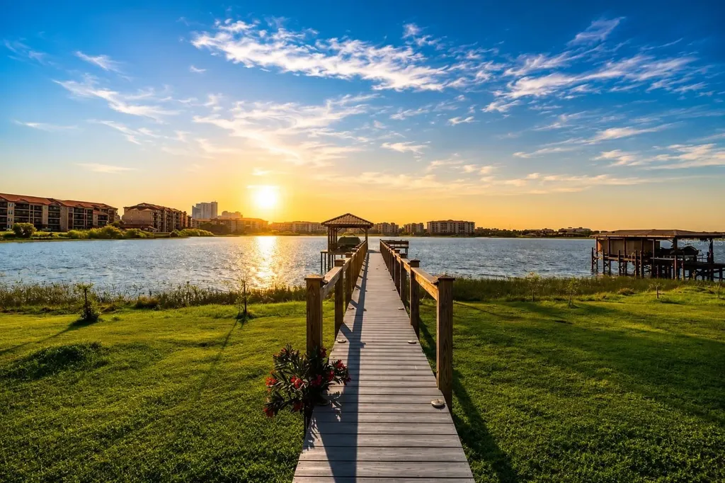 10094 Brandon Circle Orlando FL 32836