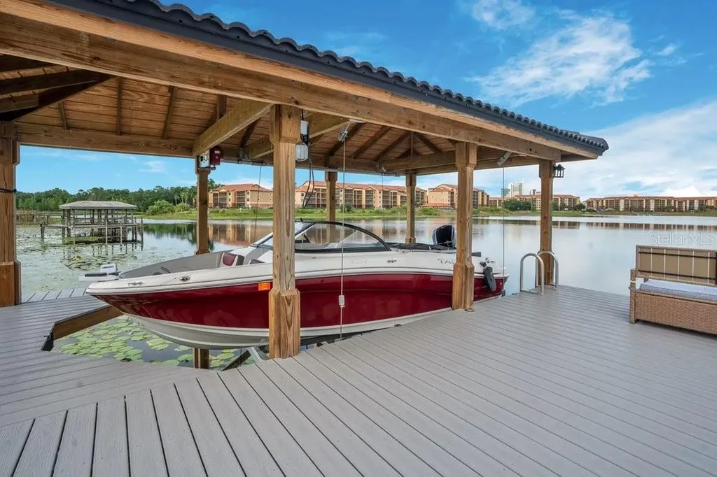 10094 Brandon Circle Orlando FL 32836