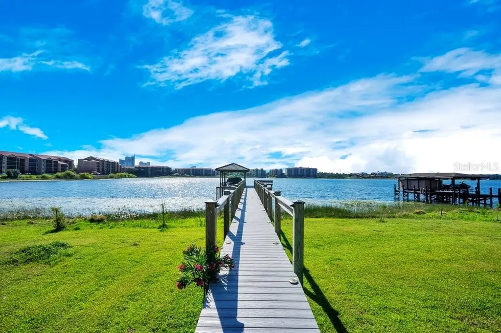 10094 Brandon Circle Orlando FL 32836