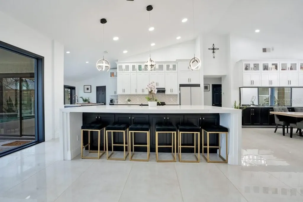 10094 Brandon Circle Orlando FL 32836