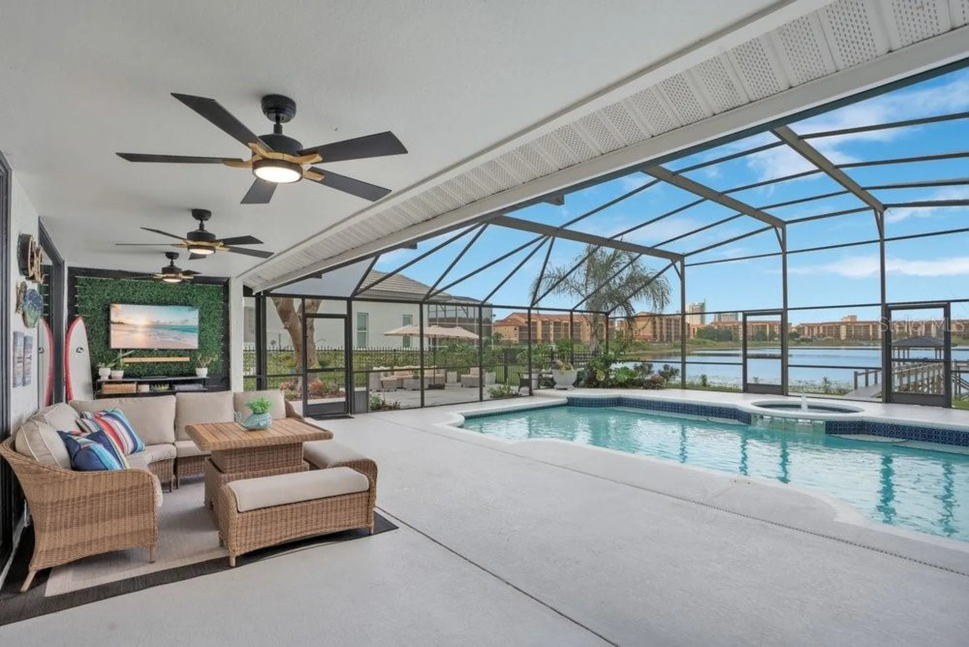 10094 Brandon Circle Orlando FL 32836