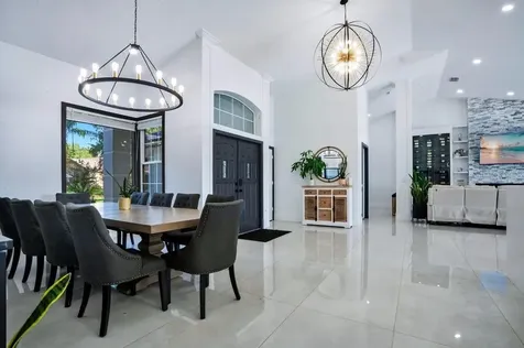 10094 Brandon Circle Orlando FL 32836
