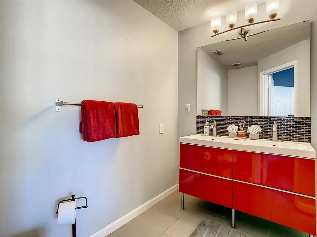 2367 Silver Palm Drive Kissimmee FL 34747