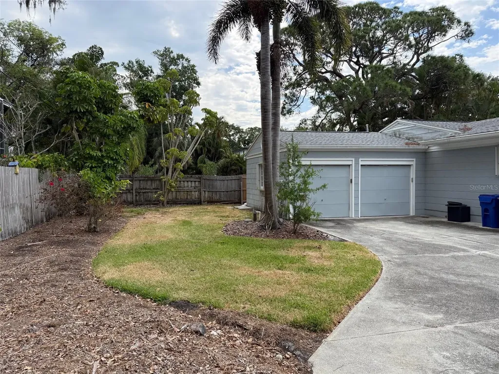220 Lyndhurst Street Dunedin FL 34698