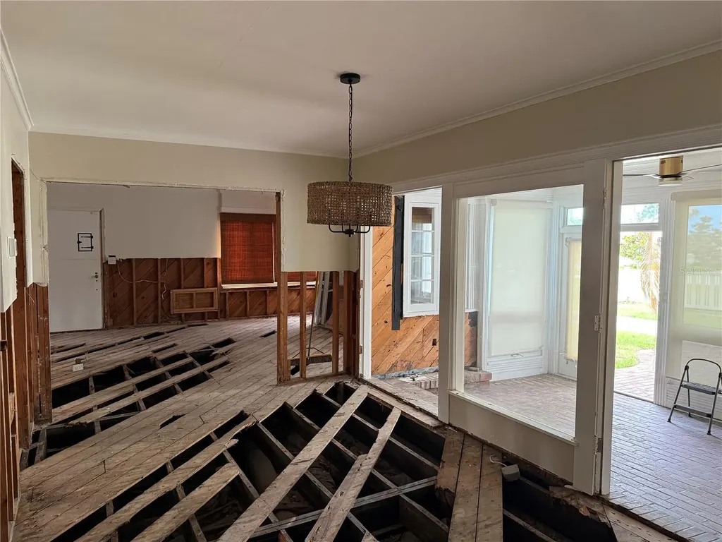 220 Lyndhurst Street Dunedin FL 34698