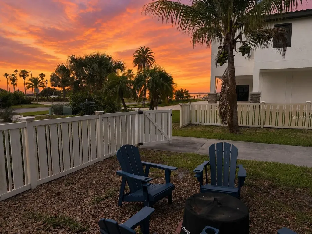 220 Lyndhurst Street Dunedin FL 34698