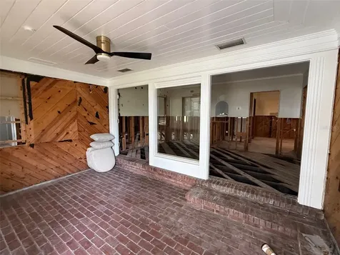 220 Lyndhurst Street Dunedin FL 34698