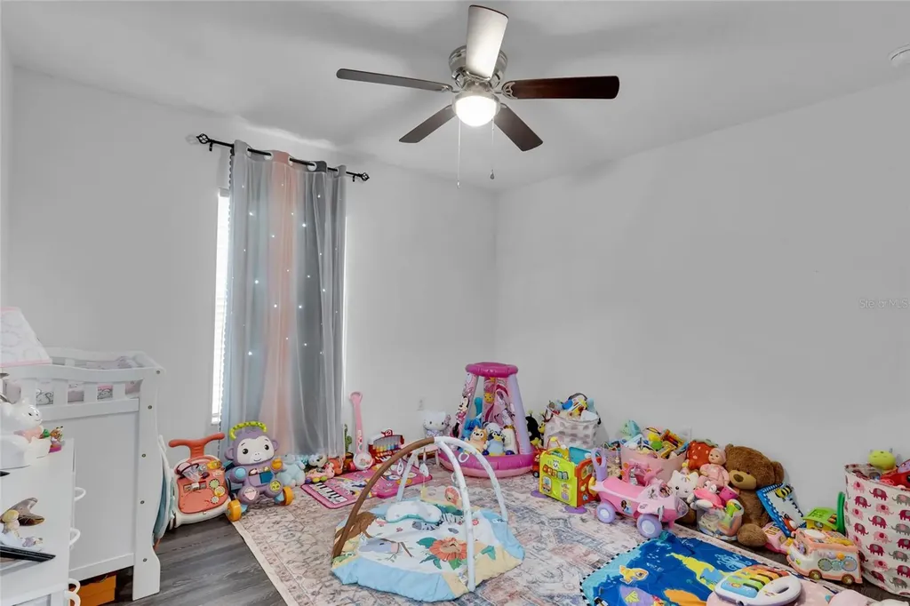 20 Malauka Circle Ocklawaha FL 32179