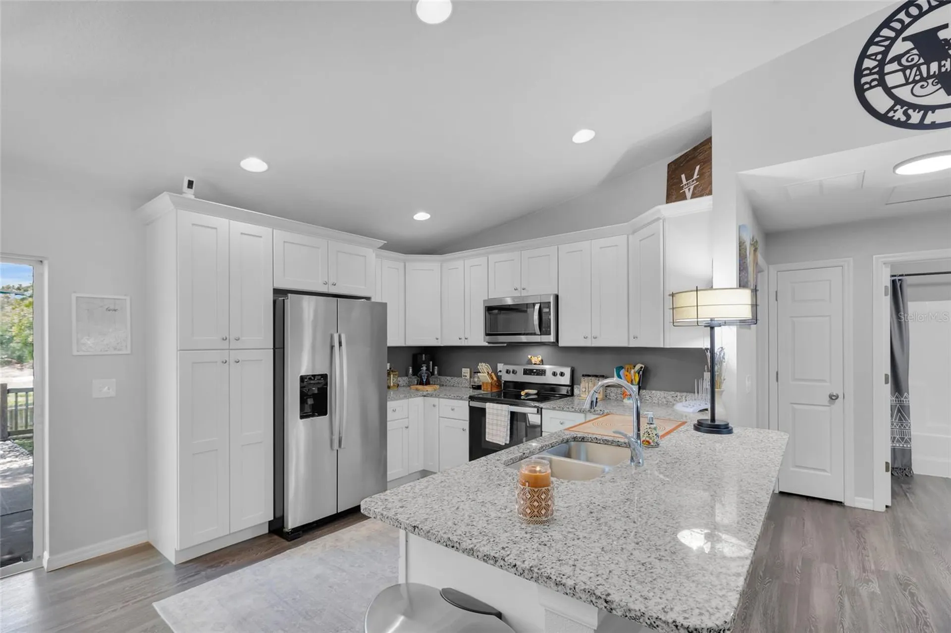 20 Malauka Circle Ocklawaha FL 32179