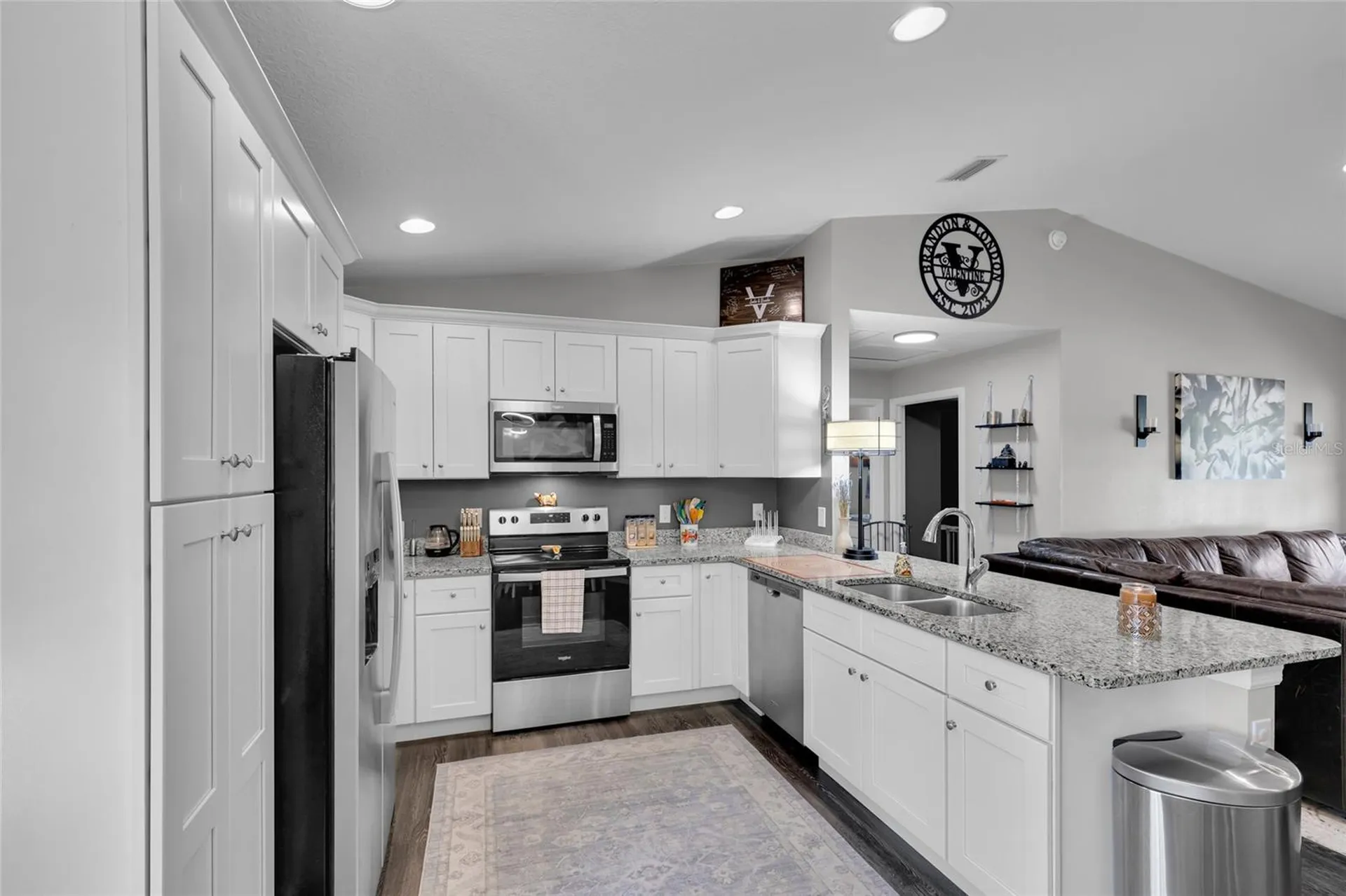 20 Malauka Circle Ocklawaha FL 32179
