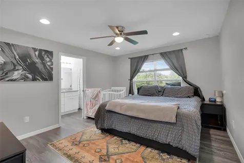 20 Malauka Circle Ocklawaha FL 32179