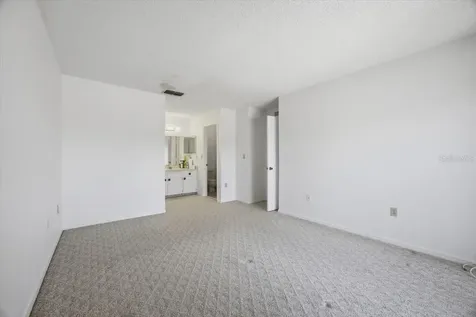535 Hunter Circle Kissimmee FL 34758