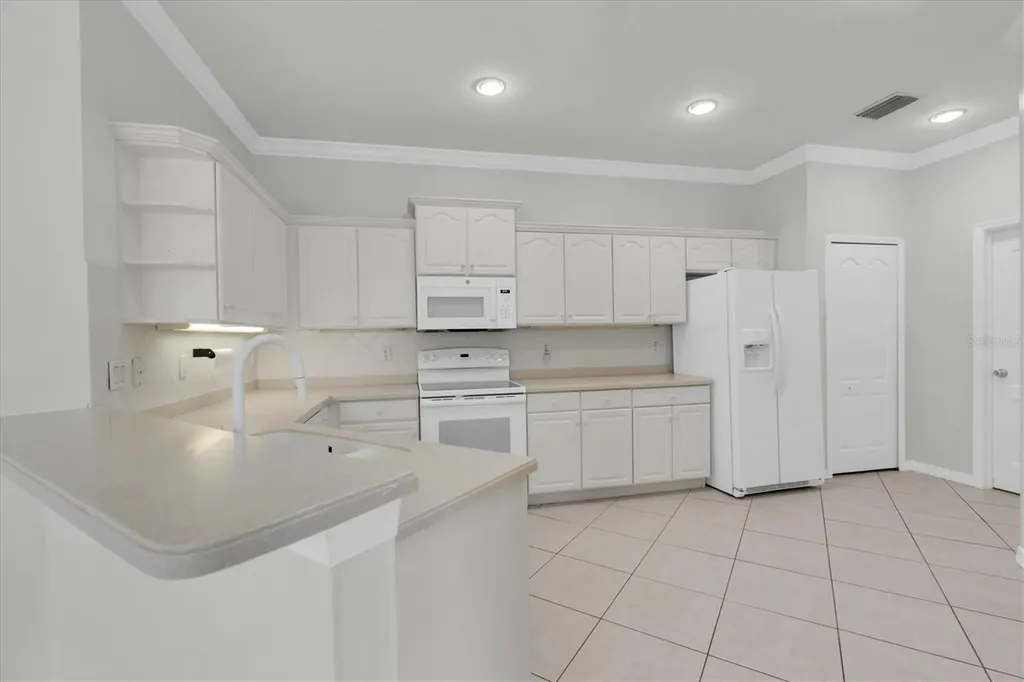3312 Chapel Creek Circle Wesley Chapel FL 33544