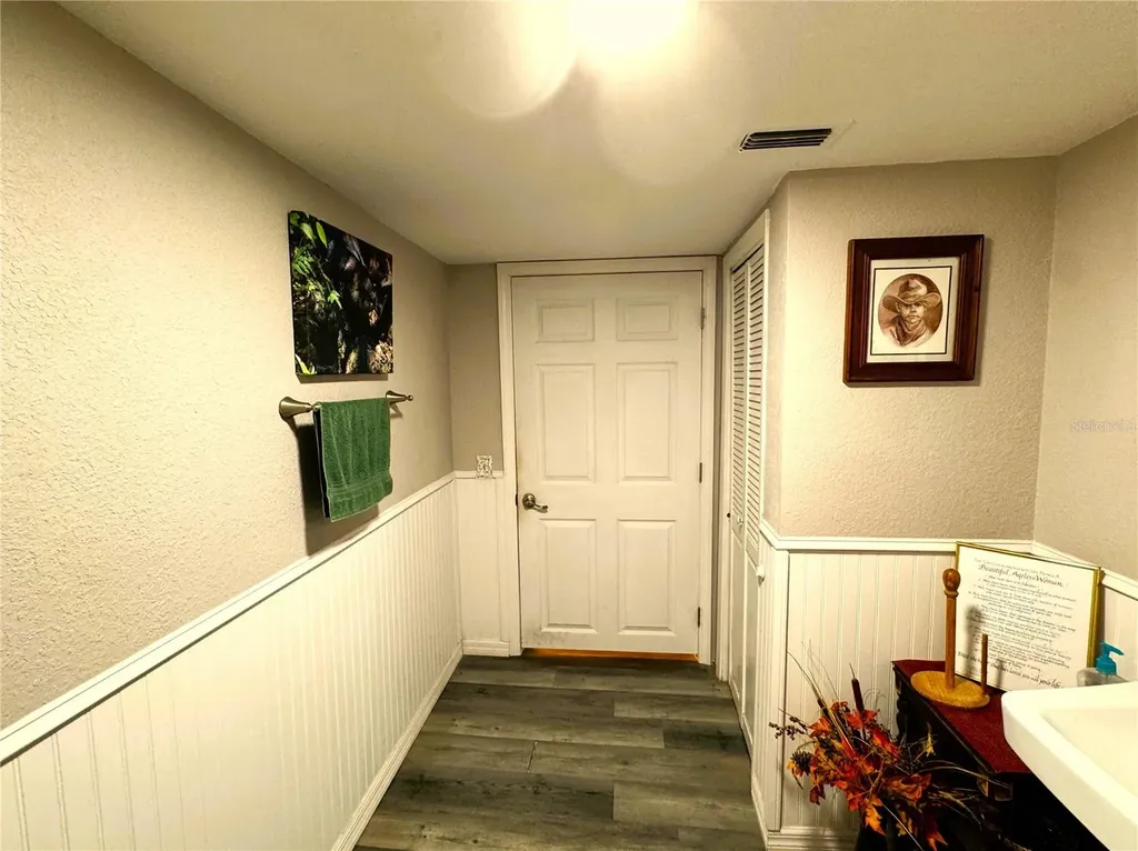 20707 Walnut Street Dunnellon FL 34431