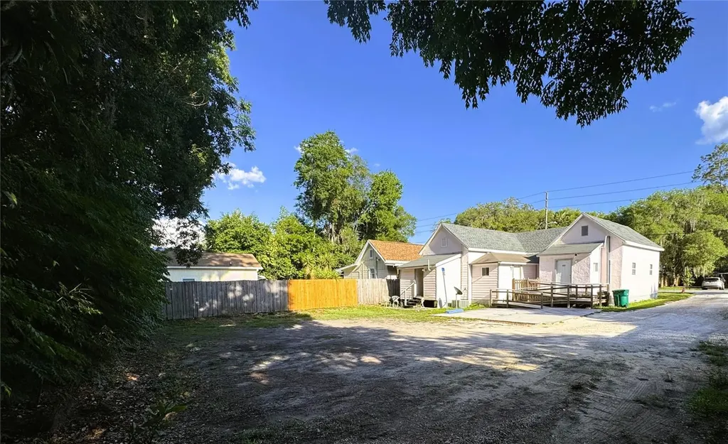 20707 Walnut Street Dunnellon FL 34431