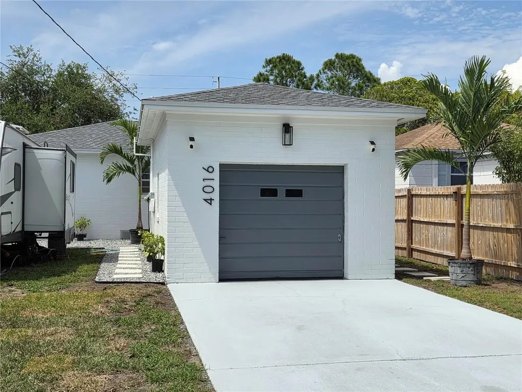 4016 9th Avenue N St Petersburg FL 33713