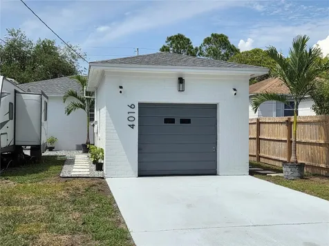 4016 9TH Avenue N St Petersburg FL 33713