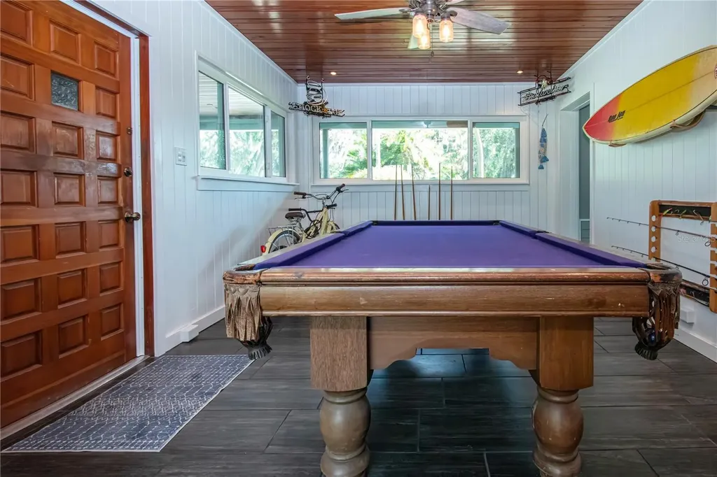 6109 Kracker Avenue Gibsonton FL 33534