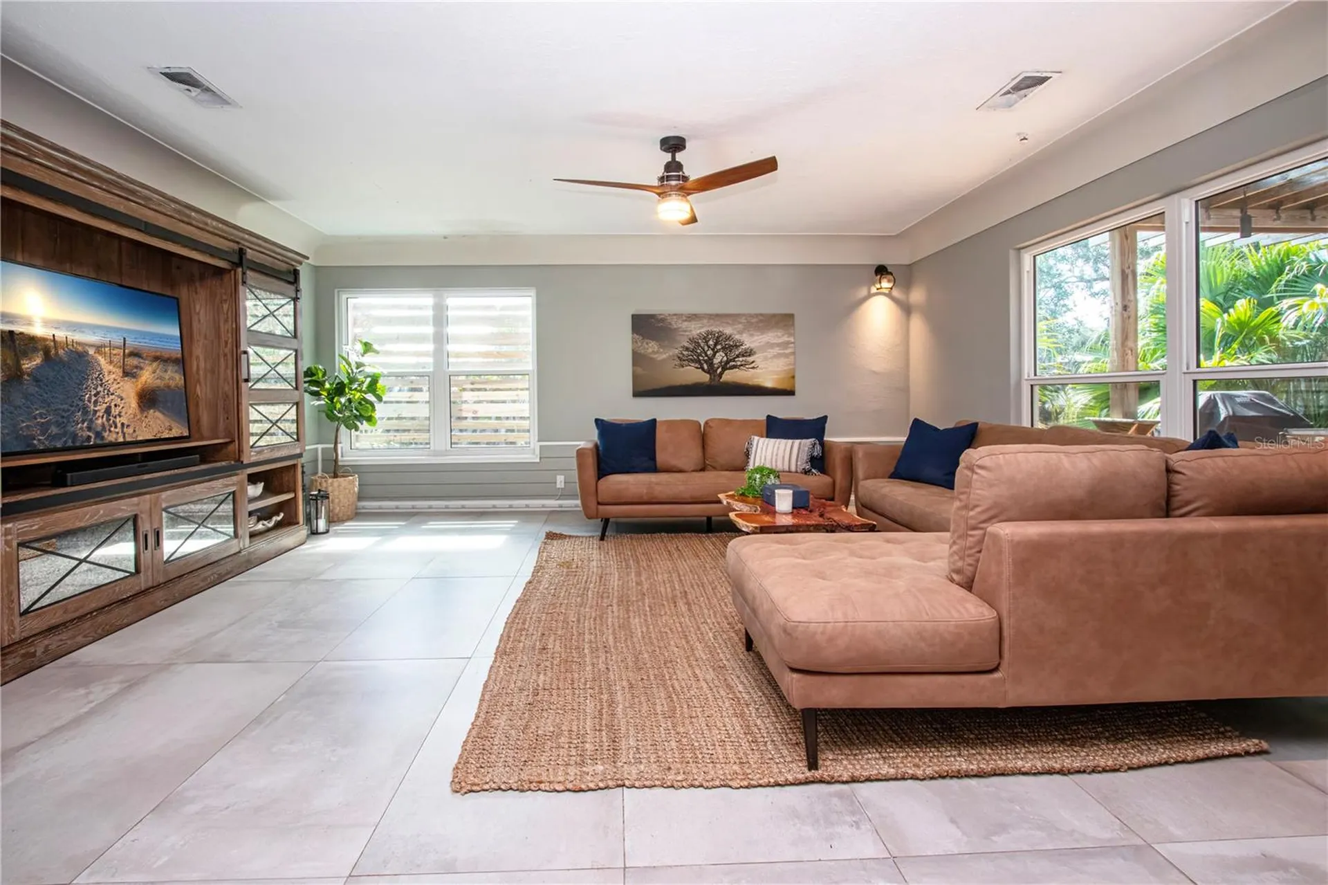 6109 Kracker Avenue Gibsonton FL 33534