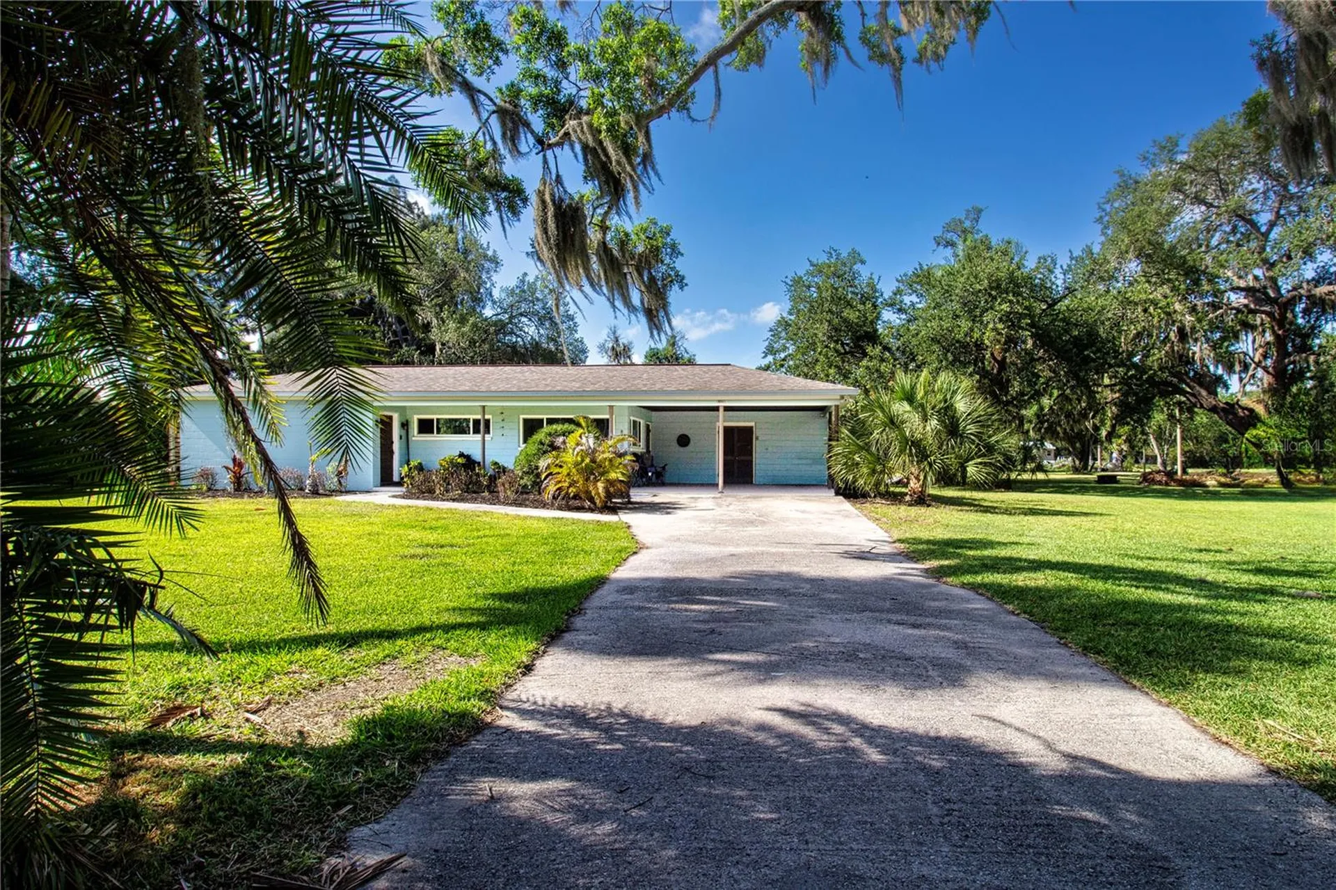 6109 Kracker Avenue Gibsonton FL 33534