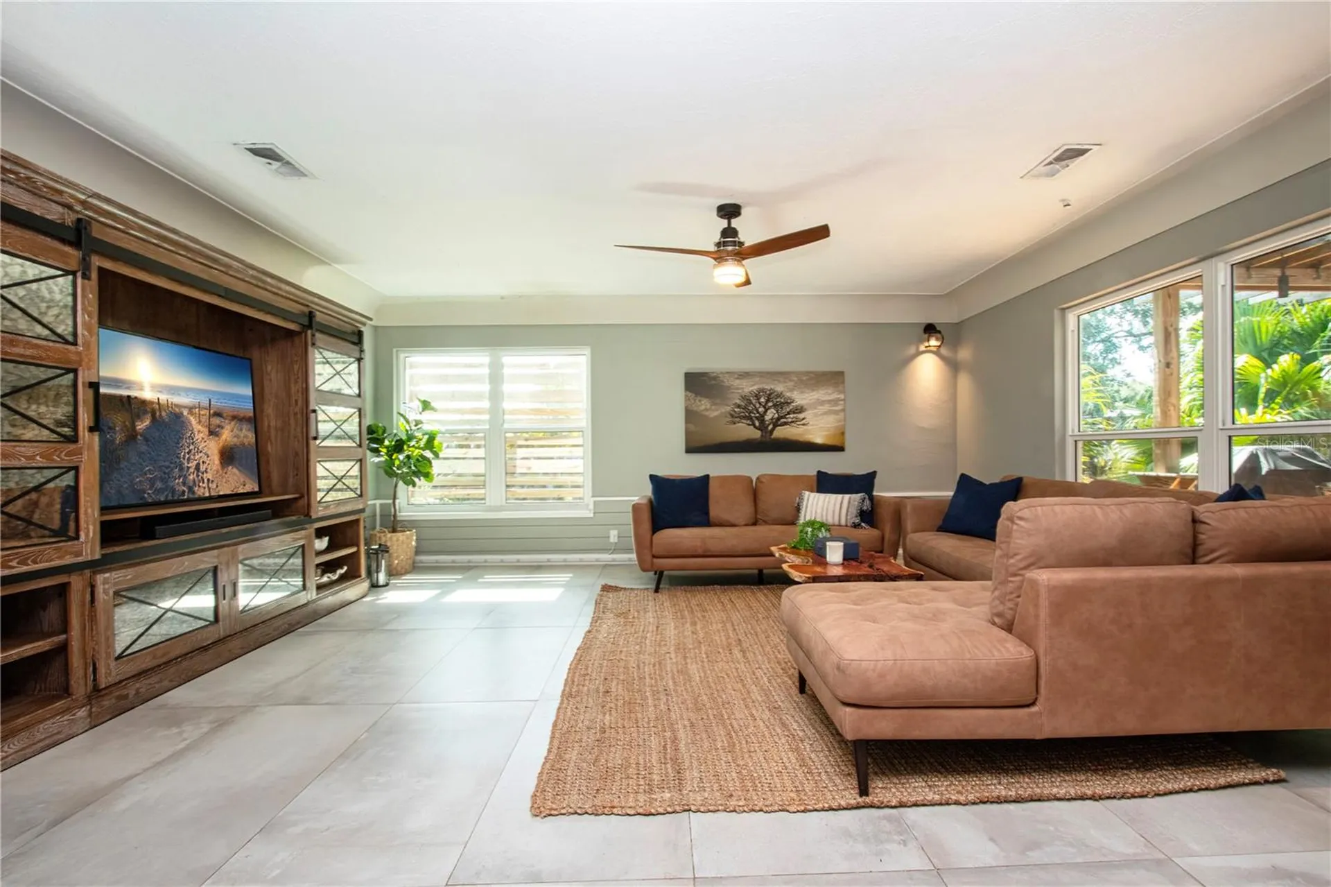 6109 Kracker Avenue Gibsonton FL 33534