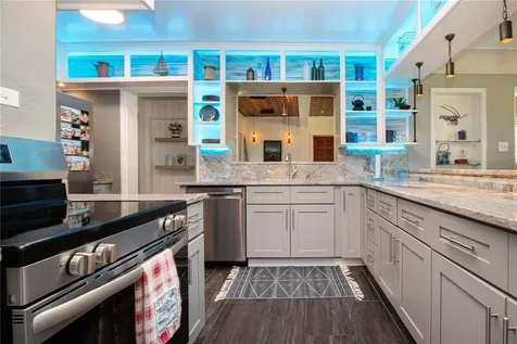 6109 Kracker Avenue Gibsonton FL 33534