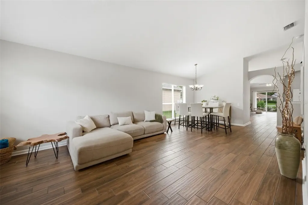 25114 Lexington Oaks Boulevard Wesley Chapel FL 33544