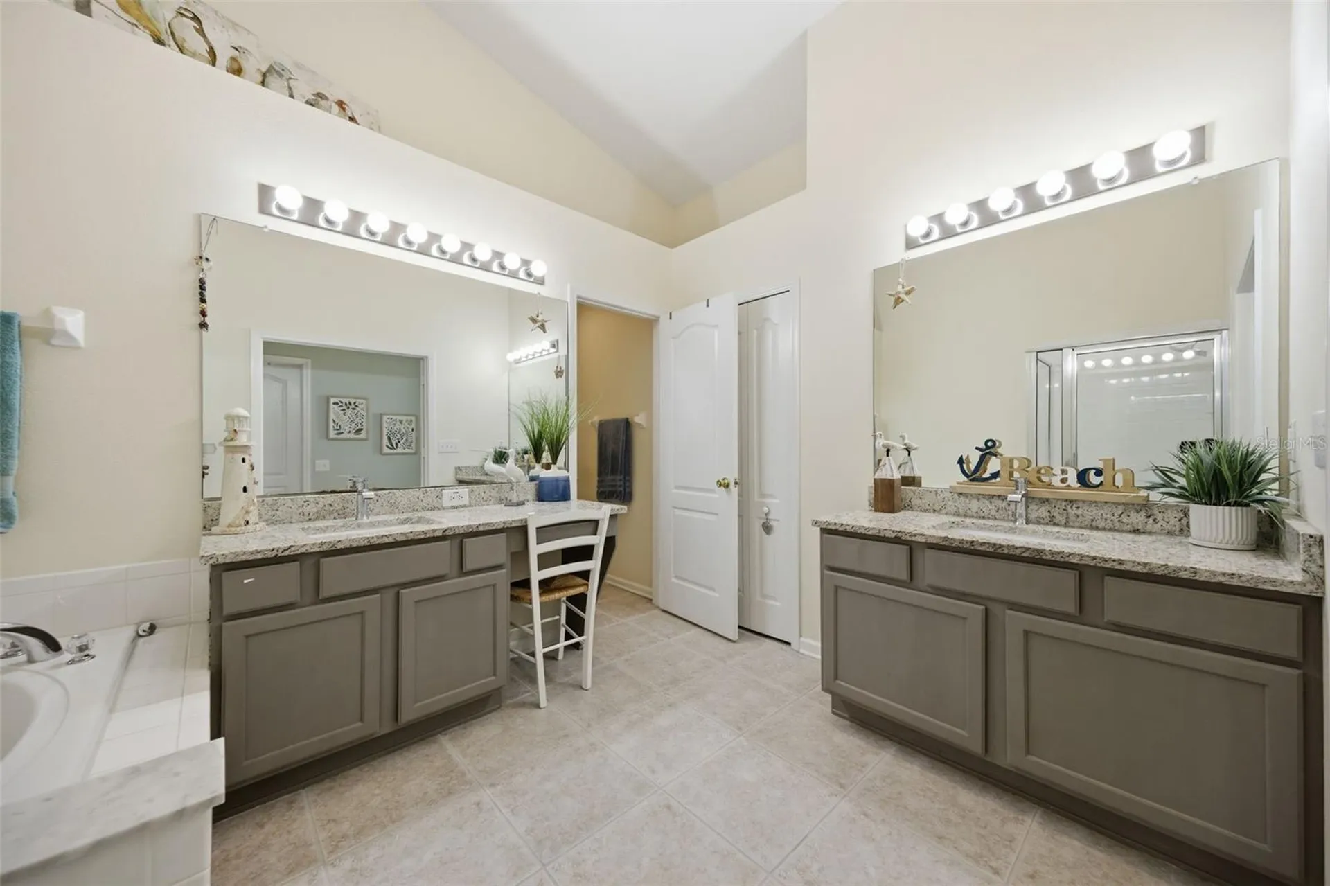 25114 Lexington Oaks Boulevard Wesley Chapel FL 33544