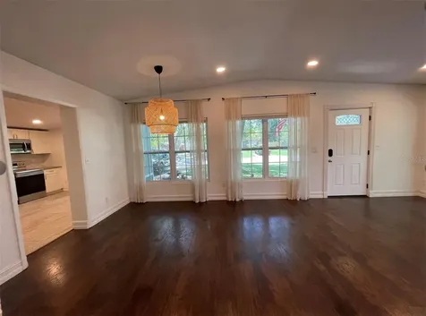 331 E 6th Street Oviedo FL 32766