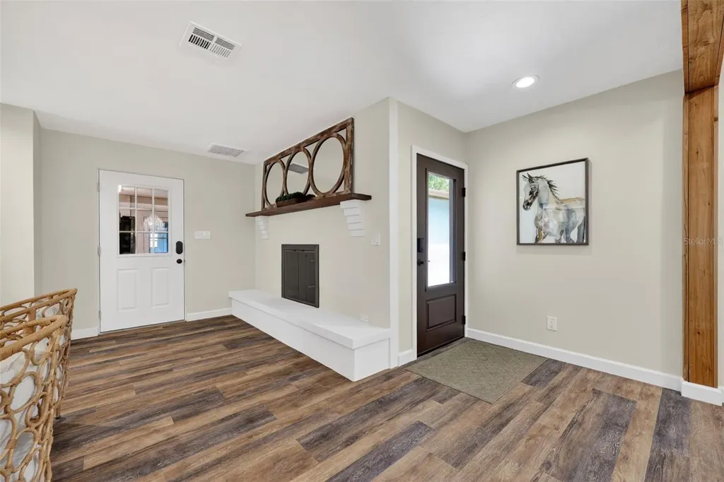 6147 Hupa Road Sarasota FL 34241