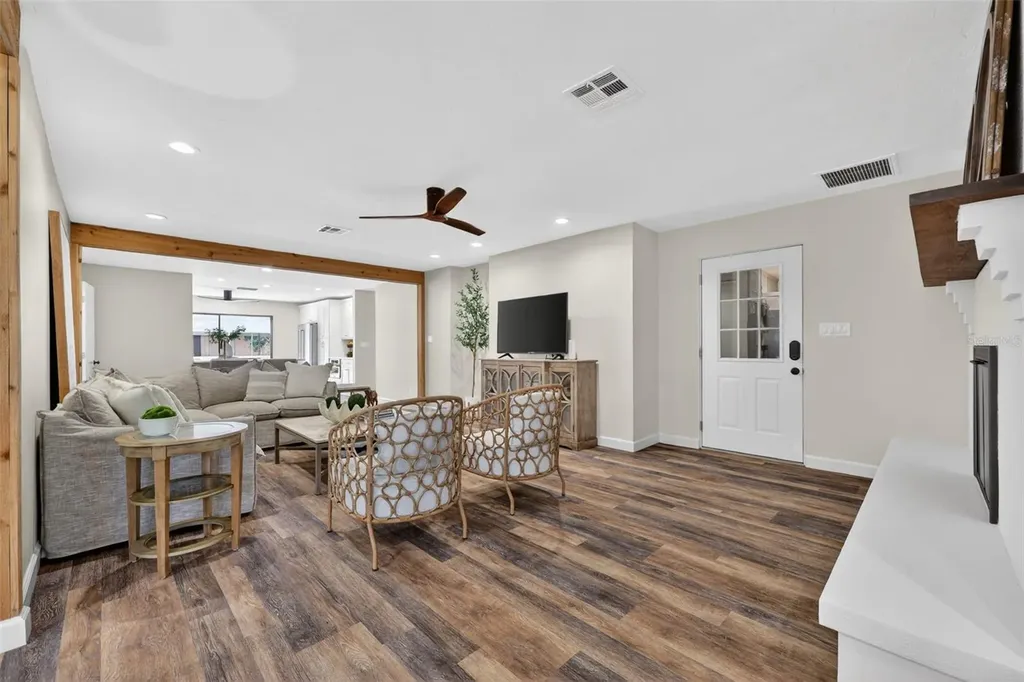 6147 Hupa Road Sarasota FL 34241