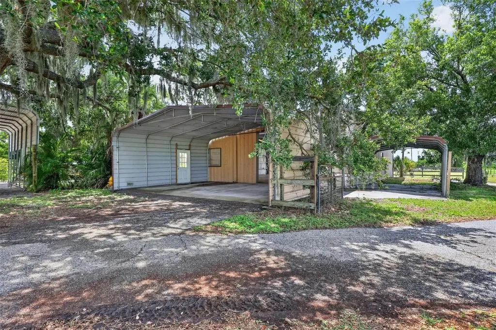 6147 Hupa Road Sarasota FL 34241