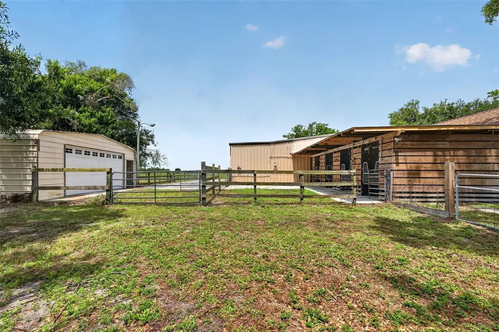 6147 Hupa Road Sarasota FL 34241