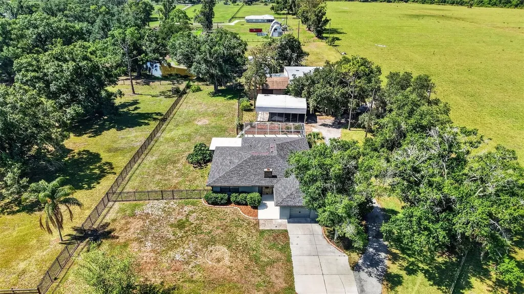 6147 Hupa Road Sarasota FL 34241
