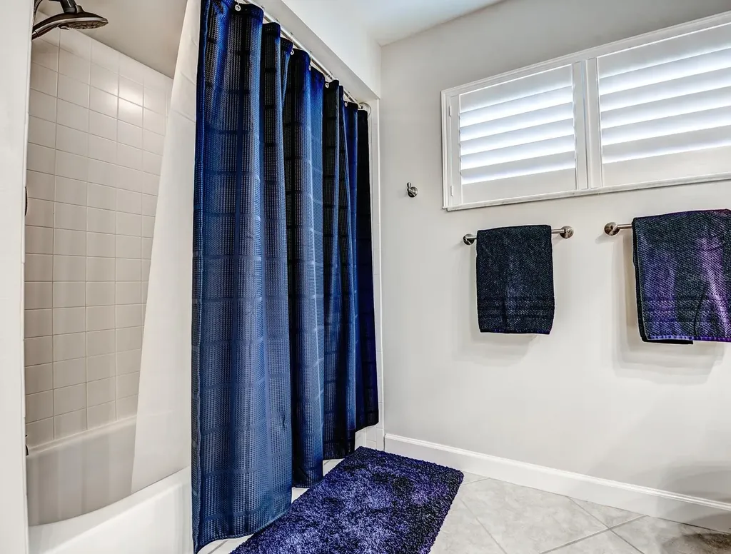 130 Southampton Place Venice FL 34293