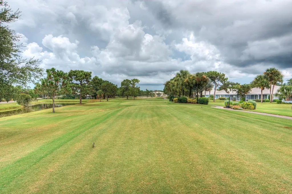 130 Southampton Place Venice FL 34293