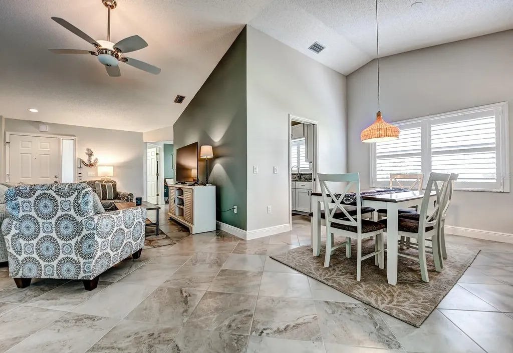 130 Southampton Place Venice FL 34293